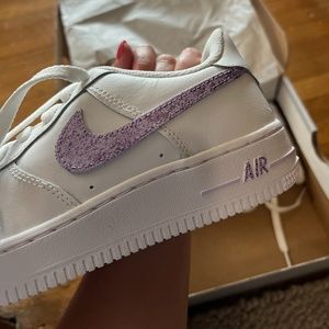 NIKE HAND-PAINTED AIR FORCE 1 - US SIZE 6